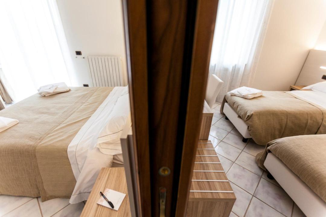 Na' Poesia B&B Di Charme Сант-Агата-де-Готи Экстерьер фото