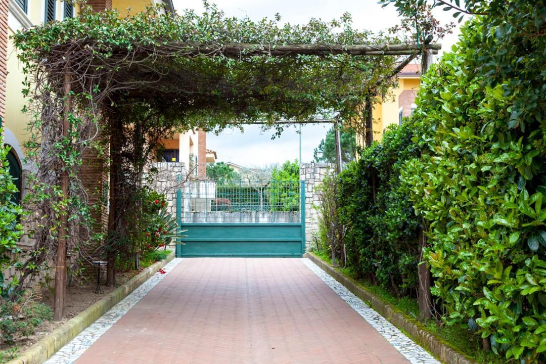 Na' Poesia B&B Di Charme Сант-Агата-де-Готи Экстерьер фото