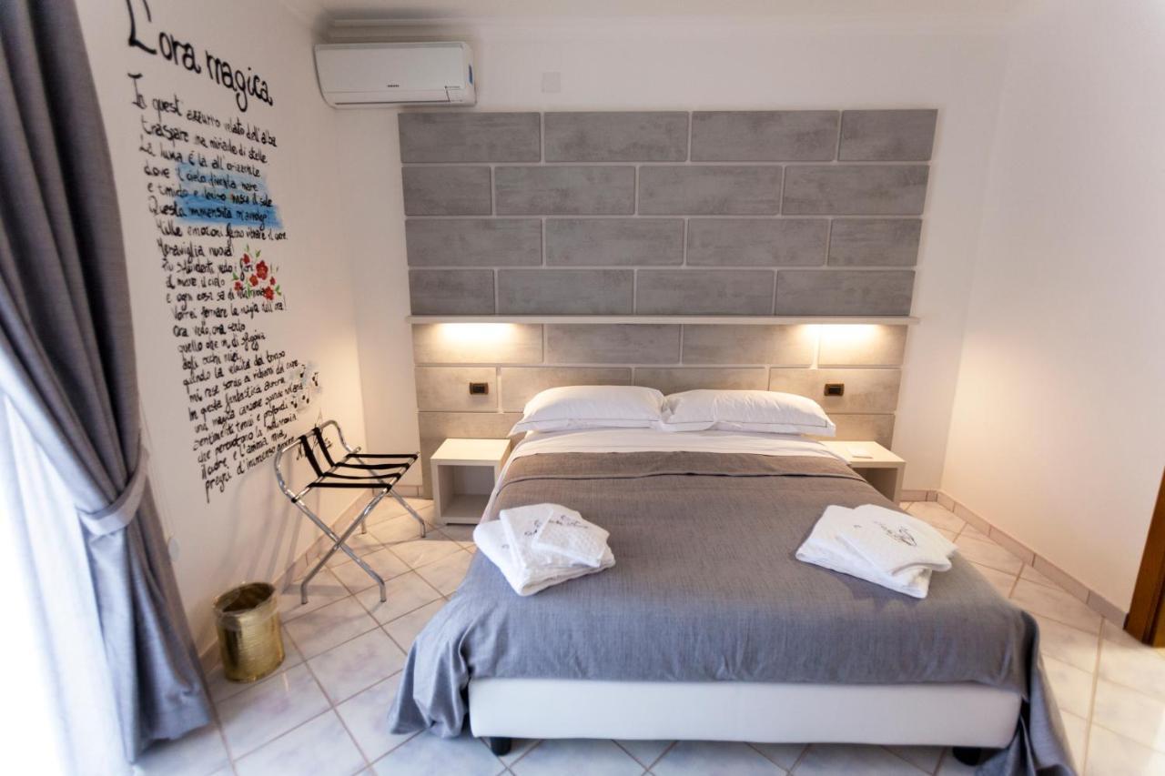 Na' Poesia B&B Di Charme Сант-Агата-де-Готи Экстерьер фото